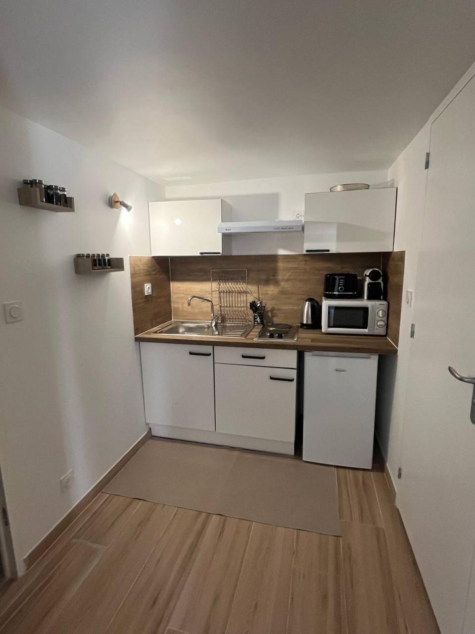 Charmant Et Confortable Appartement Narbonne Bagian luar foto